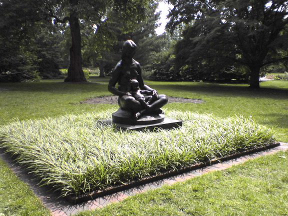 mother-statue